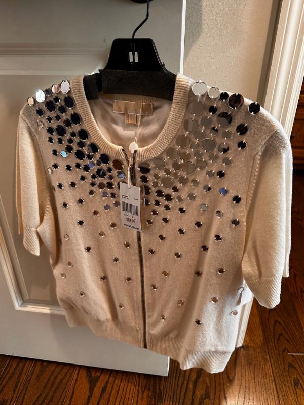 Sale Photo Thumbnail #577