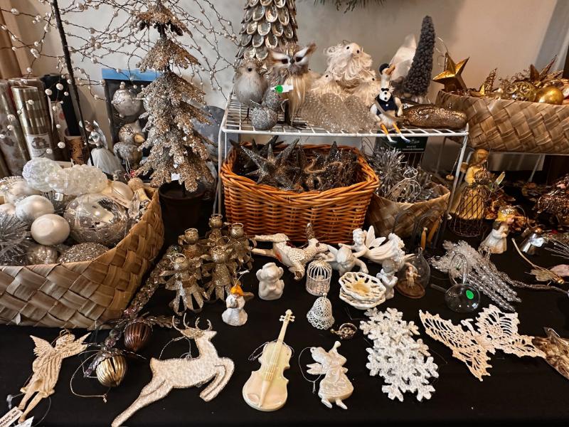 Sale Photo Thumbnail #532