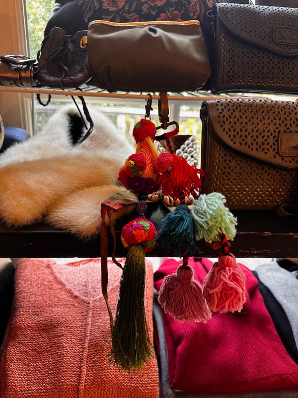 Sale Photo Thumbnail #544