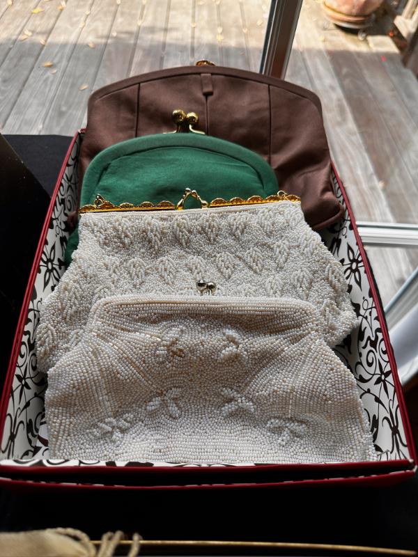 Sale Photo Thumbnail #551