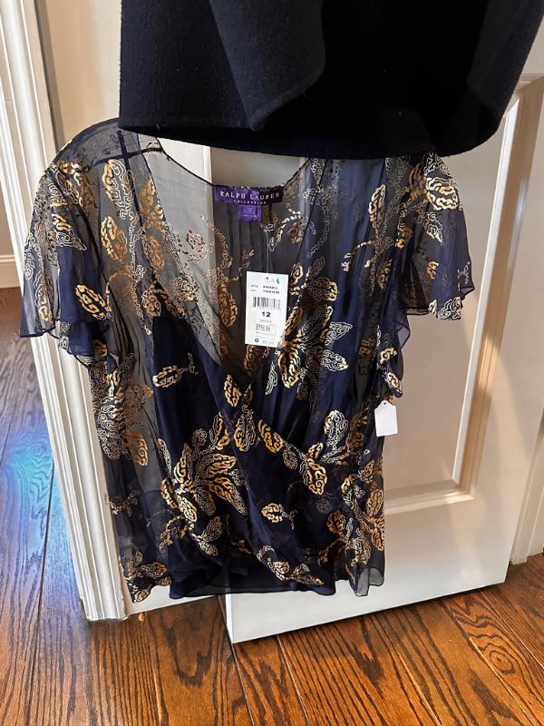 Sale Photo Thumbnail #576