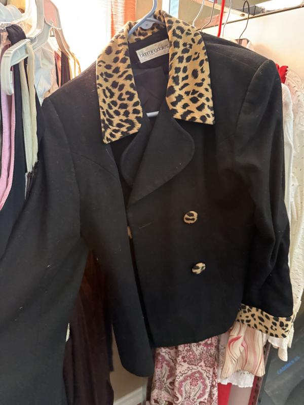 Sale Photo Thumbnail #63