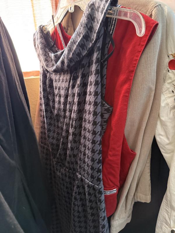 Sale Photo Thumbnail #68