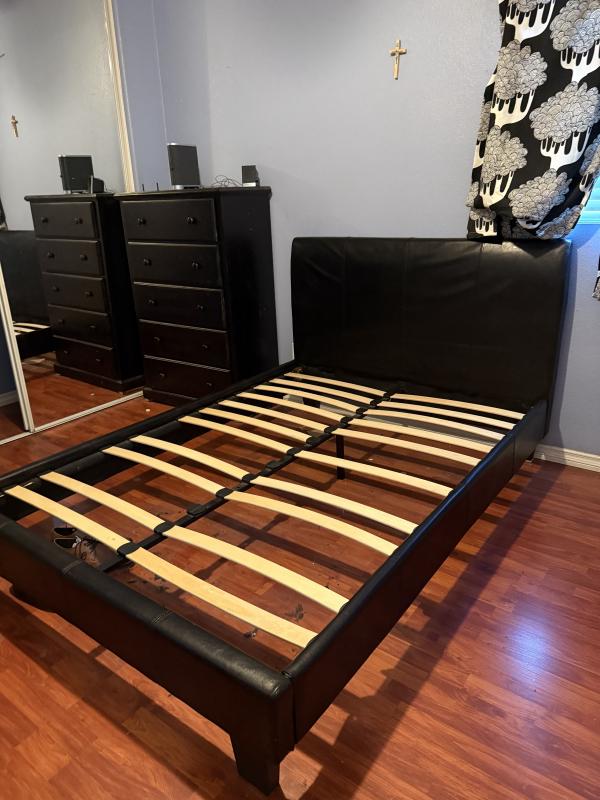 Sale Photo Thumbnail #73