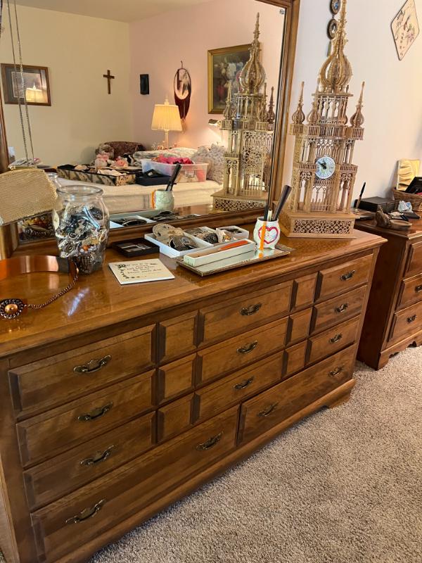 Sale Photo Thumbnail #70