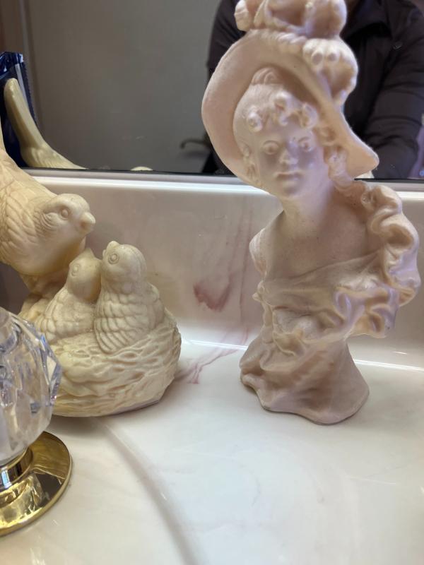 Sale Photo Thumbnail #43