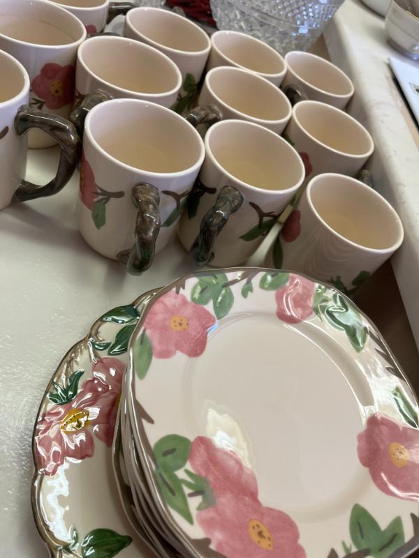 Sale Photo Thumbnail #181