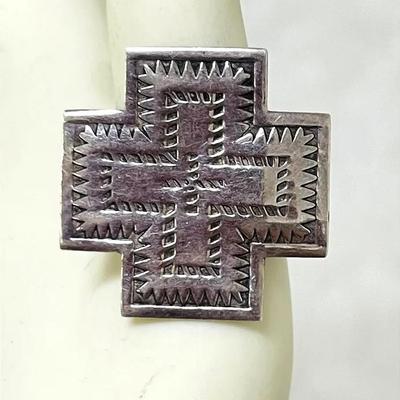 Thailand Sterling Silver Cross Ring