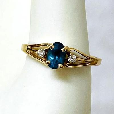 14K Gold Diamond and Topaz Ring