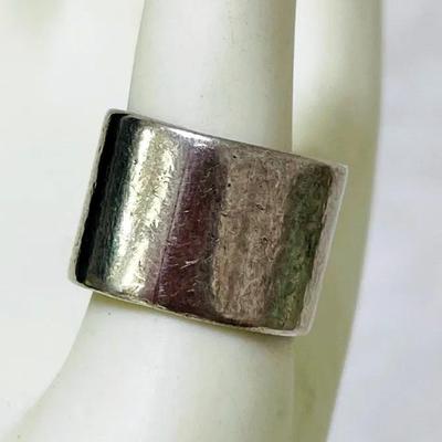 Silver-tone Thick Band Ring