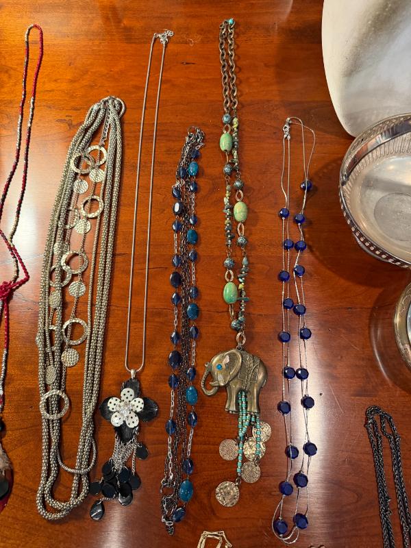 Sale Photo Thumbnail #112