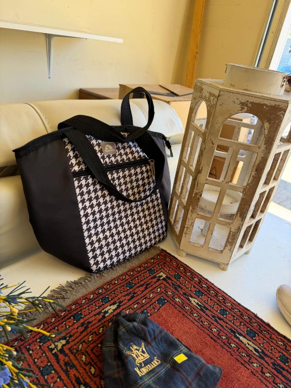 Sale Photo Thumbnail #292