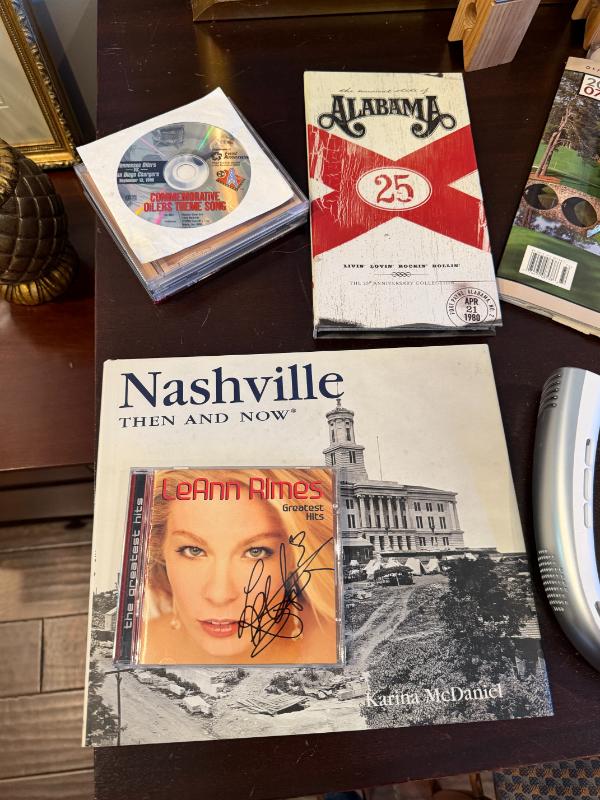 Sale Photo Thumbnail #194