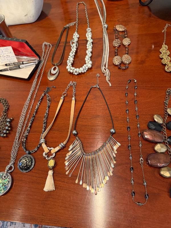 Sale Photo Thumbnail #117