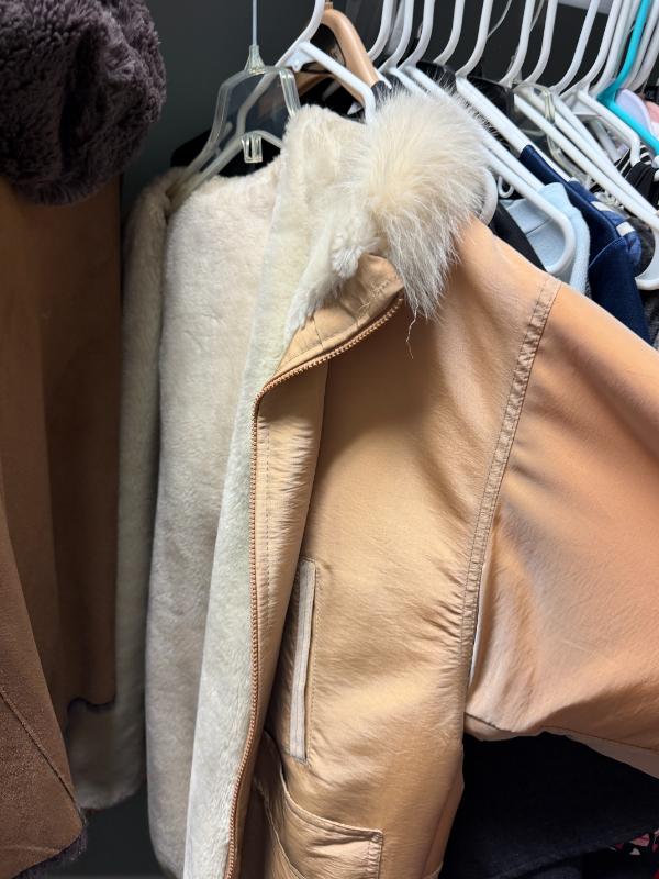 Sale Photo Thumbnail #227