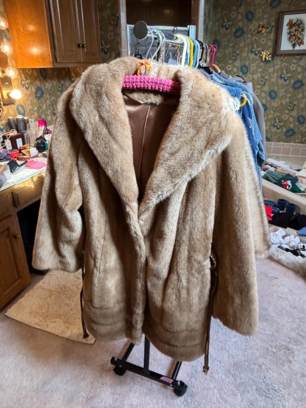 Sale Photo Thumbnail #82