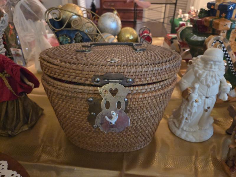 Sale Photo Thumbnail #46