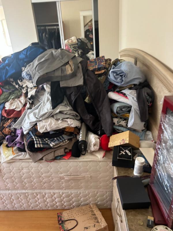 Sale Photo Thumbnail #30