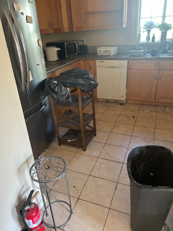 Sale Photo Thumbnail #17