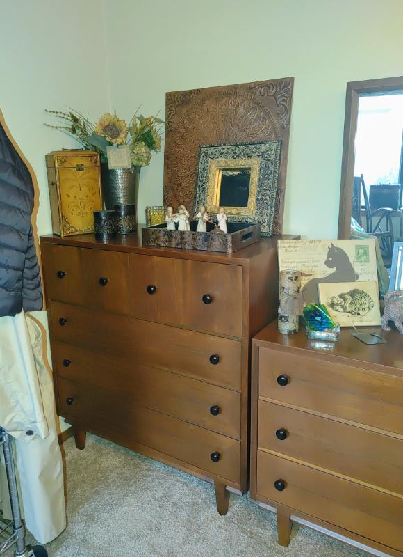 Sale Photo Thumbnail #87