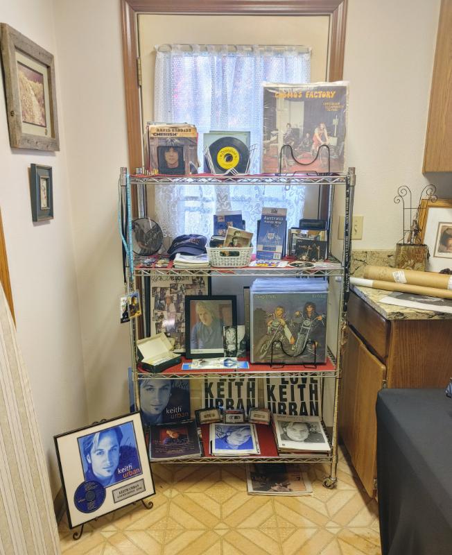 Sale Photo Thumbnail #74