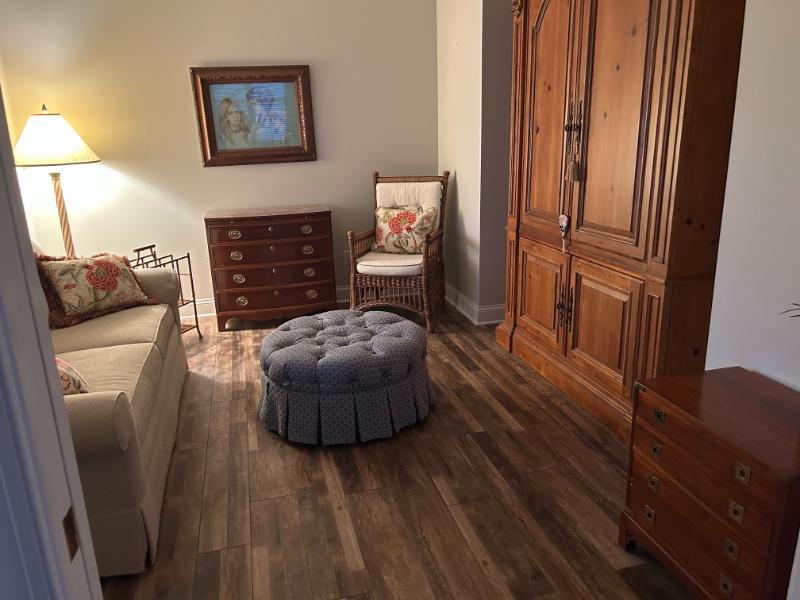 Sale Photo Thumbnail #11