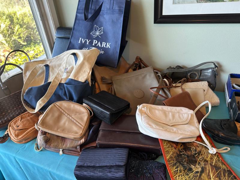 Sale Photo Thumbnail #154