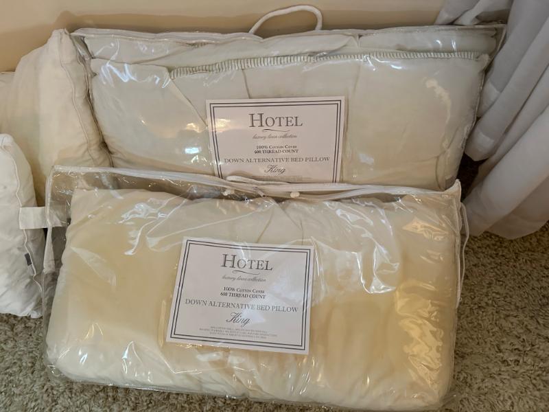 Sale Photo Thumbnail #132