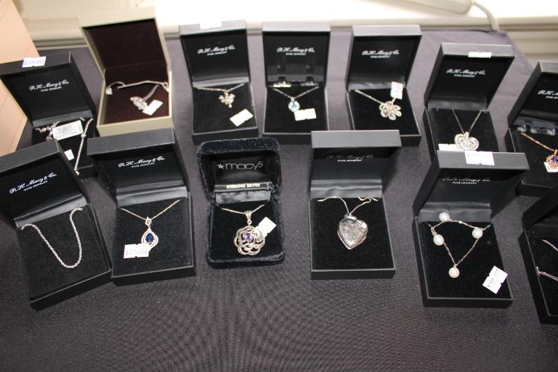 Sale Photo Thumbnail #240