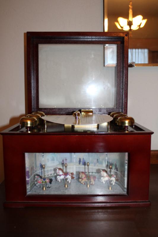 Sale Photo Thumbnail #351