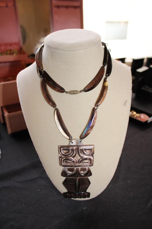 Sale Photo Thumbnail #252