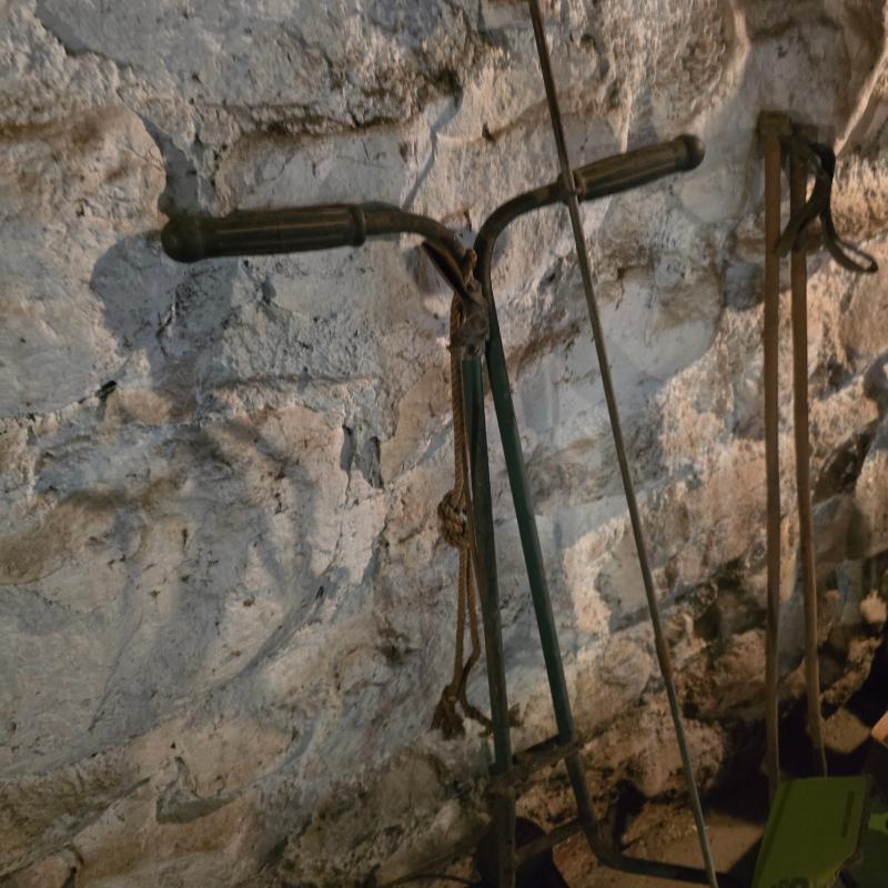 Sale Photo Thumbnail #50