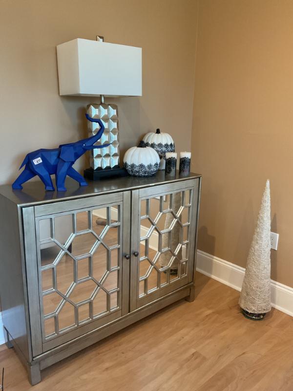 Sale Photo Thumbnail #6