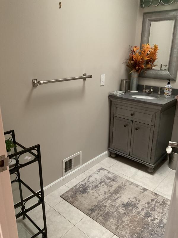 Sale Photo Thumbnail #56