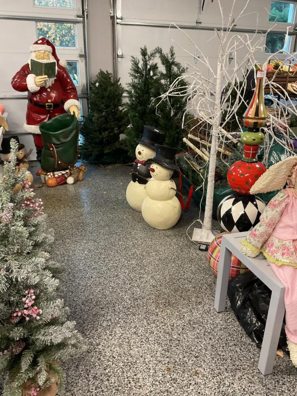 Sale Photo Thumbnail #93