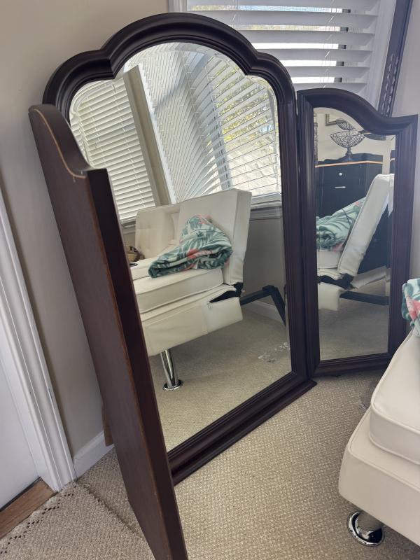 Sale Photo Thumbnail #240