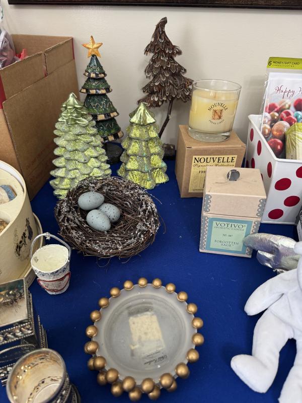 Sale Photo Thumbnail #111