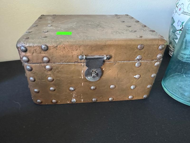 Sale Photo Thumbnail #120