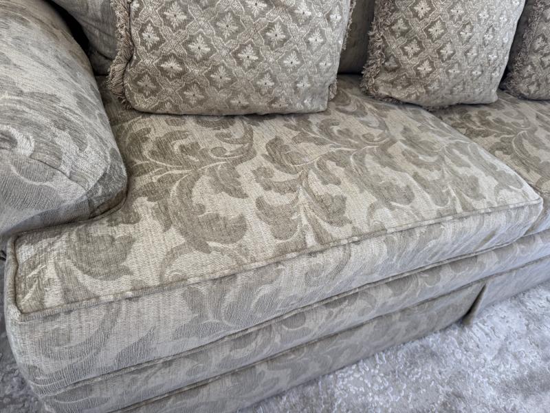 Sale Photo Thumbnail #14