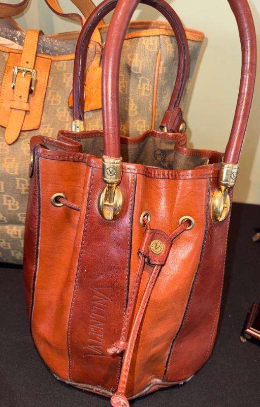 Sale Photo Thumbnail #151