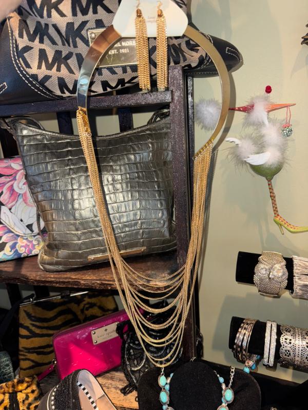 Sale Photo Thumbnail #255