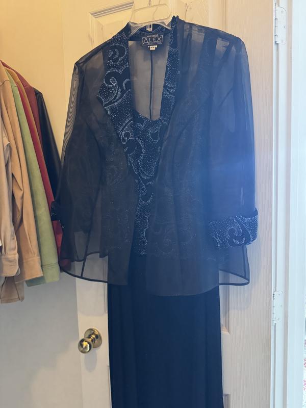 Sale Photo Thumbnail #137