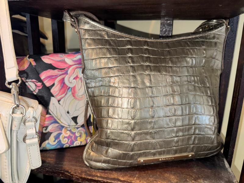 Sale Photo Thumbnail #147