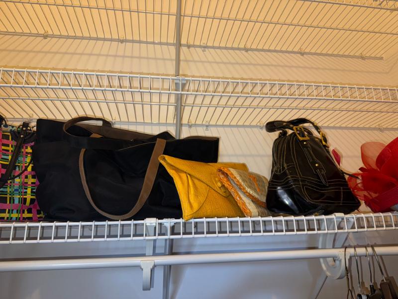 Sale Photo Thumbnail #205