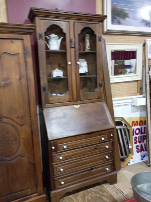 Sale Photo Thumbnail #11