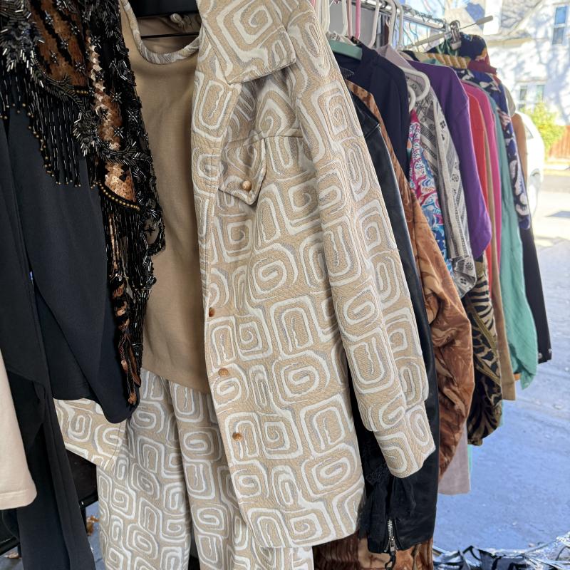 Sale Photo Thumbnail #10