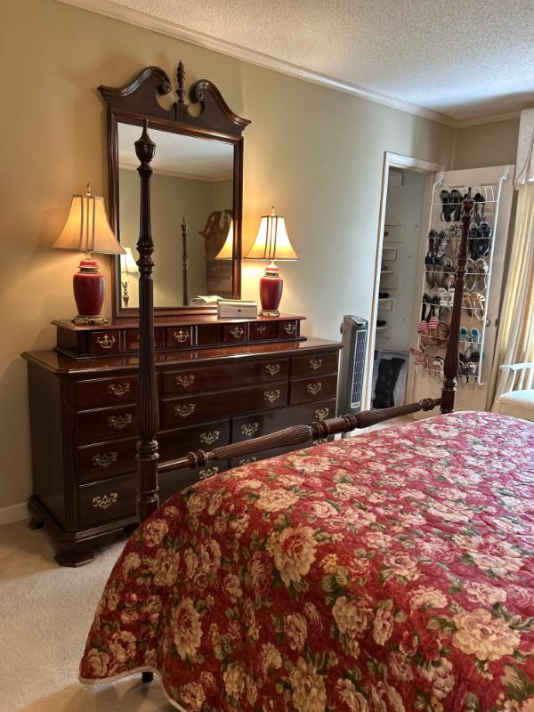 Sale Photo Thumbnail #114