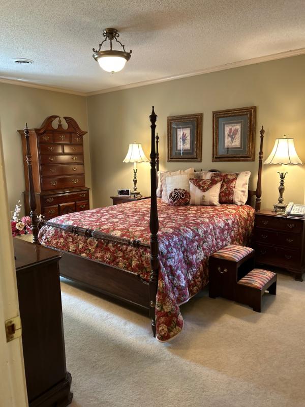 Sale Photo Thumbnail #67