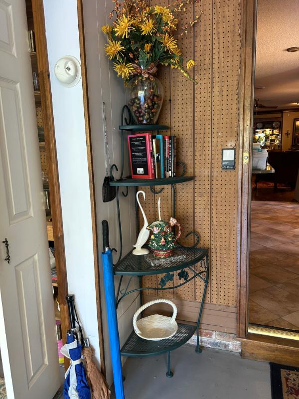 Sale Photo Thumbnail #162