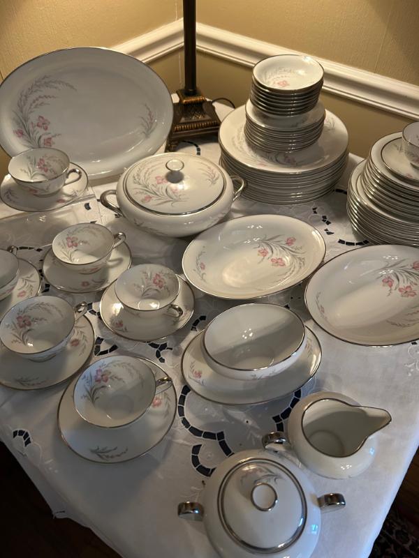 Sale Photo Thumbnail #136